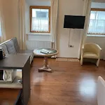 Landgasthof Dorfstadl 3* קוסן
