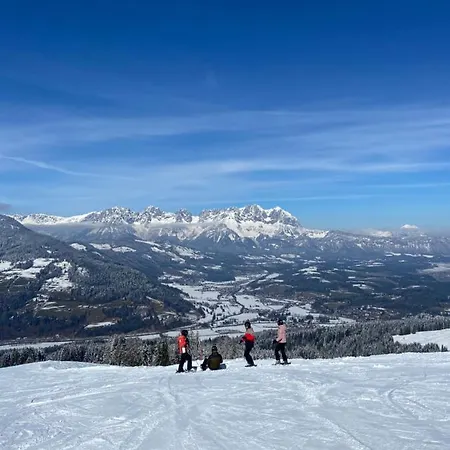 Landgasthof Dorfstadl 宾馆 Kössen