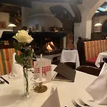 Landgasthof Dorfstadl イン ケセン