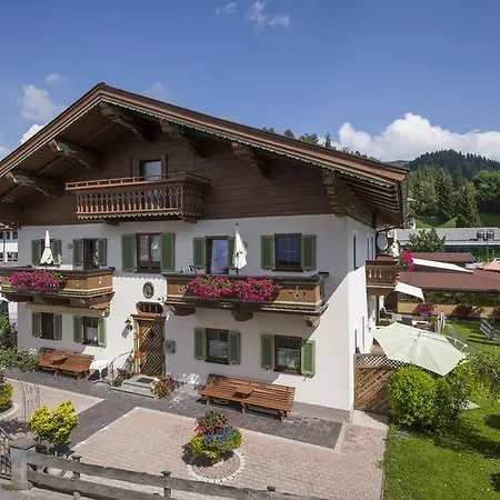 Landgasthof Dorfstadl Inn Kossen